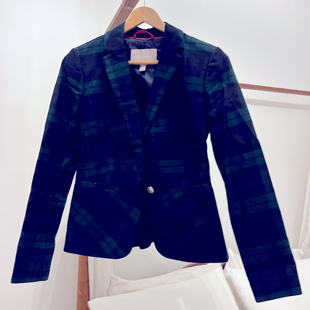 JCrew tartan blazer in perfect condition, perfect for fall!